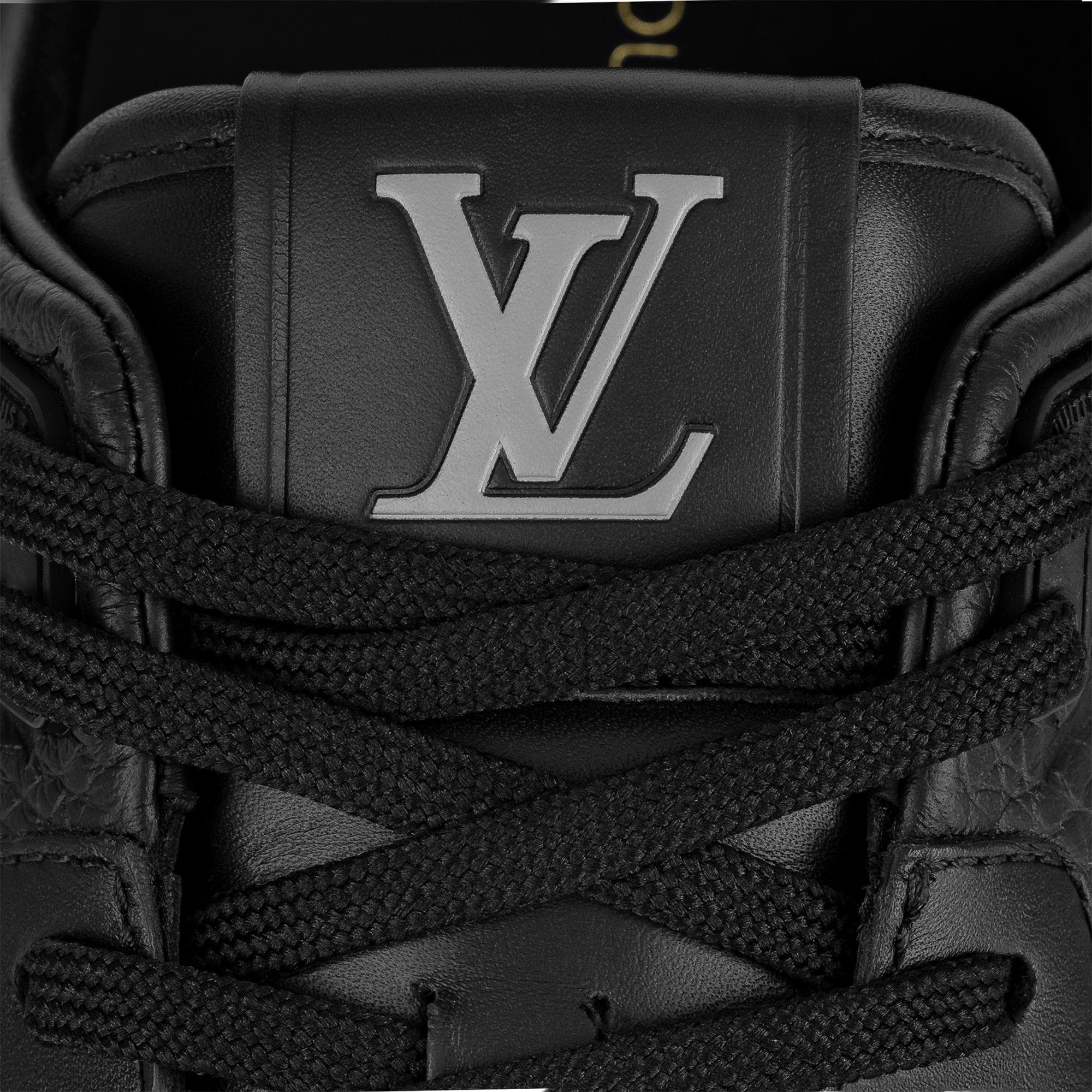 Run Away Sneaker Men Shoes LOUIS VUITTON